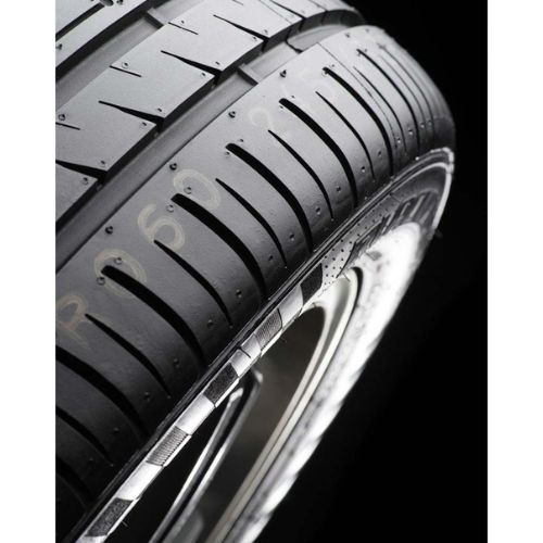 BLACKHAWK 225-40Z Rin18 STREET-H HU02 RFT 92W XL RUNFLAT(3)